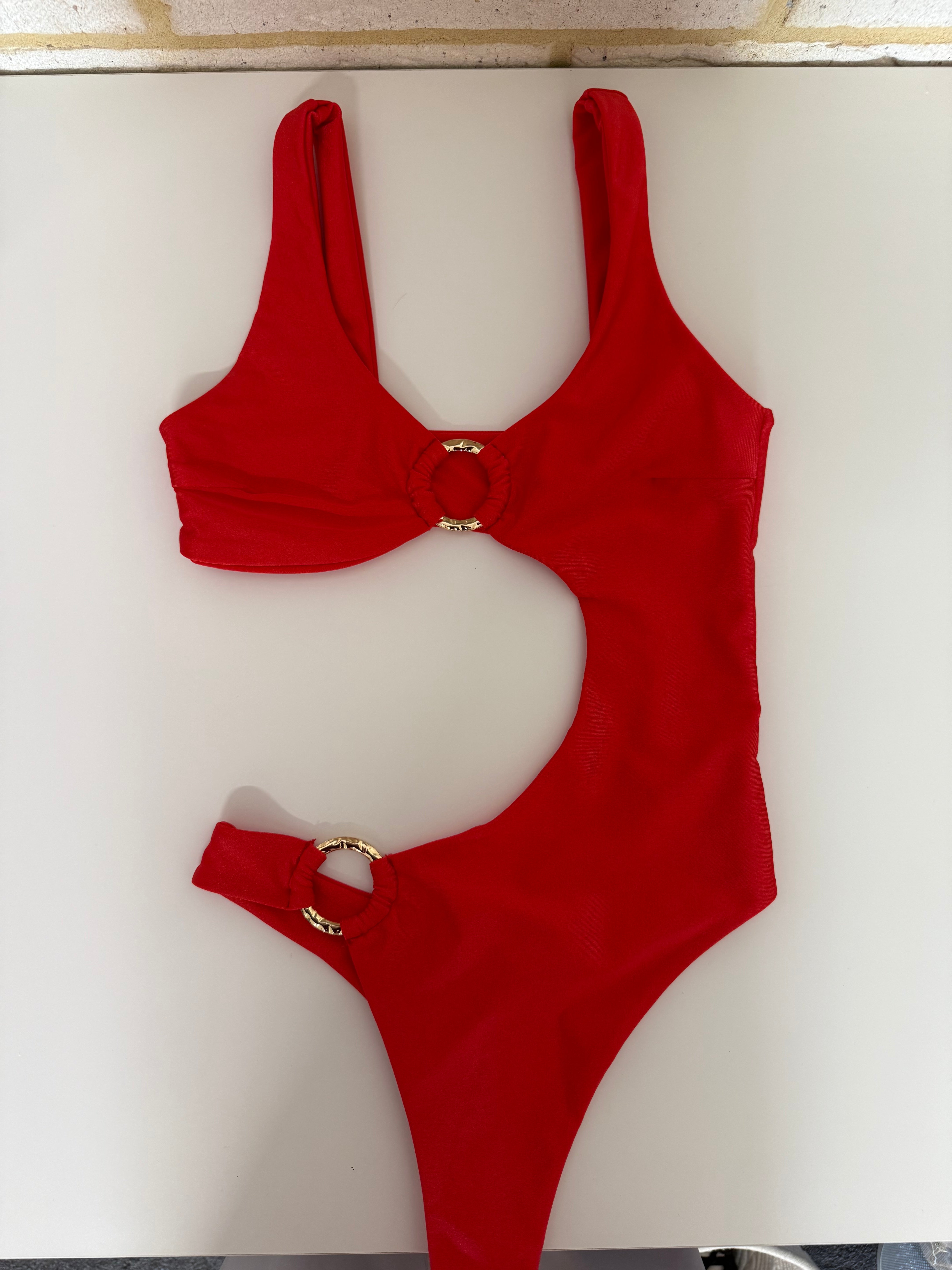 Oceya one piece red - sample sale
